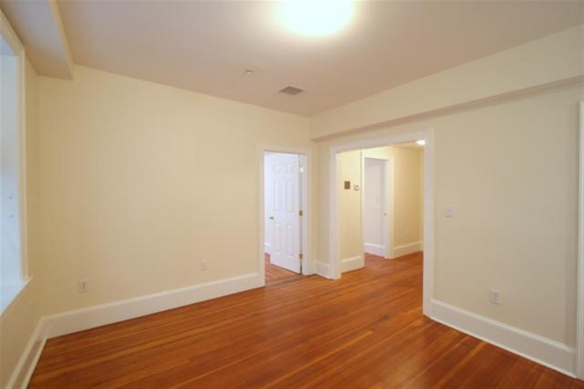 881 Massachusetts Ave, Central Square