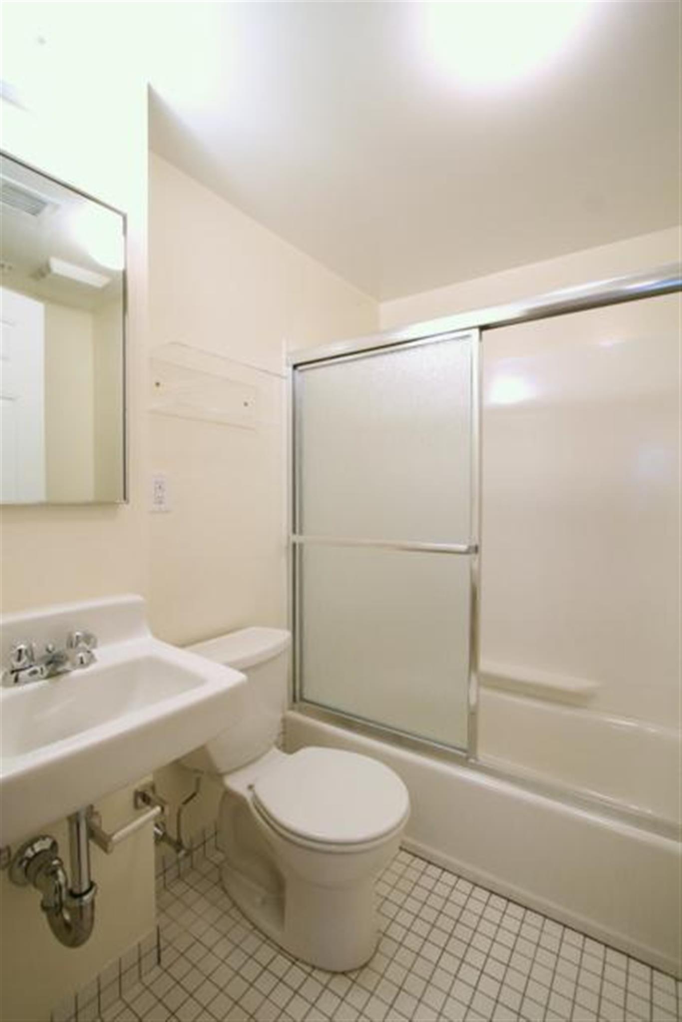 881 Massachusetts Ave, Central Square