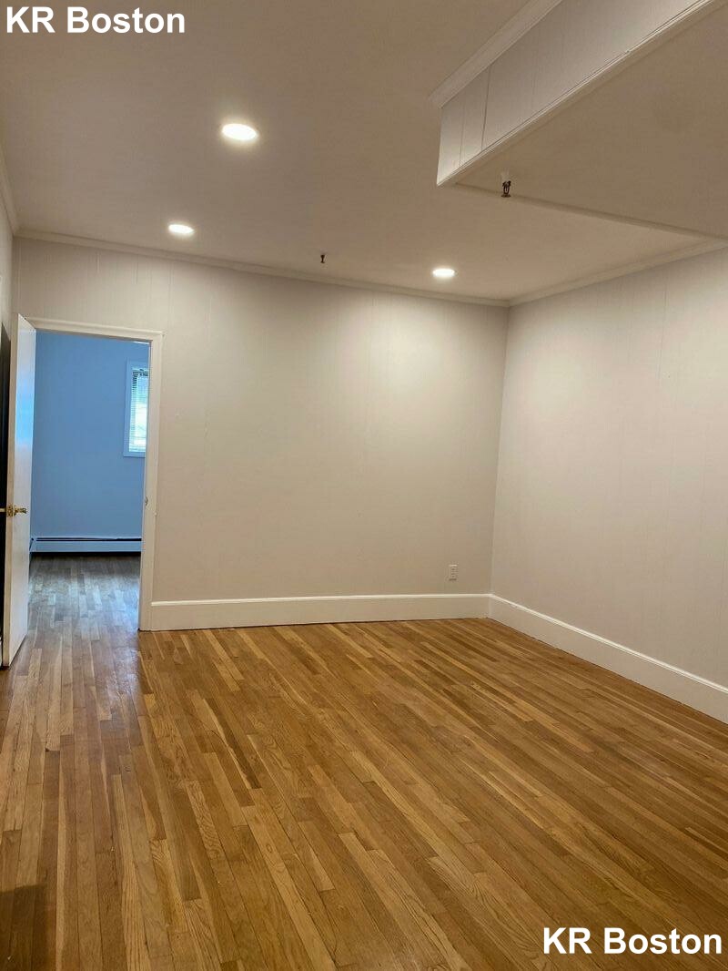 513 Beacon St, Back Bay