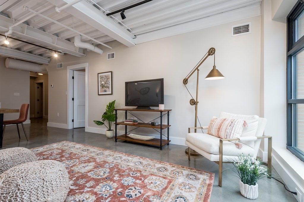 305 Webster Ave, Inman Square