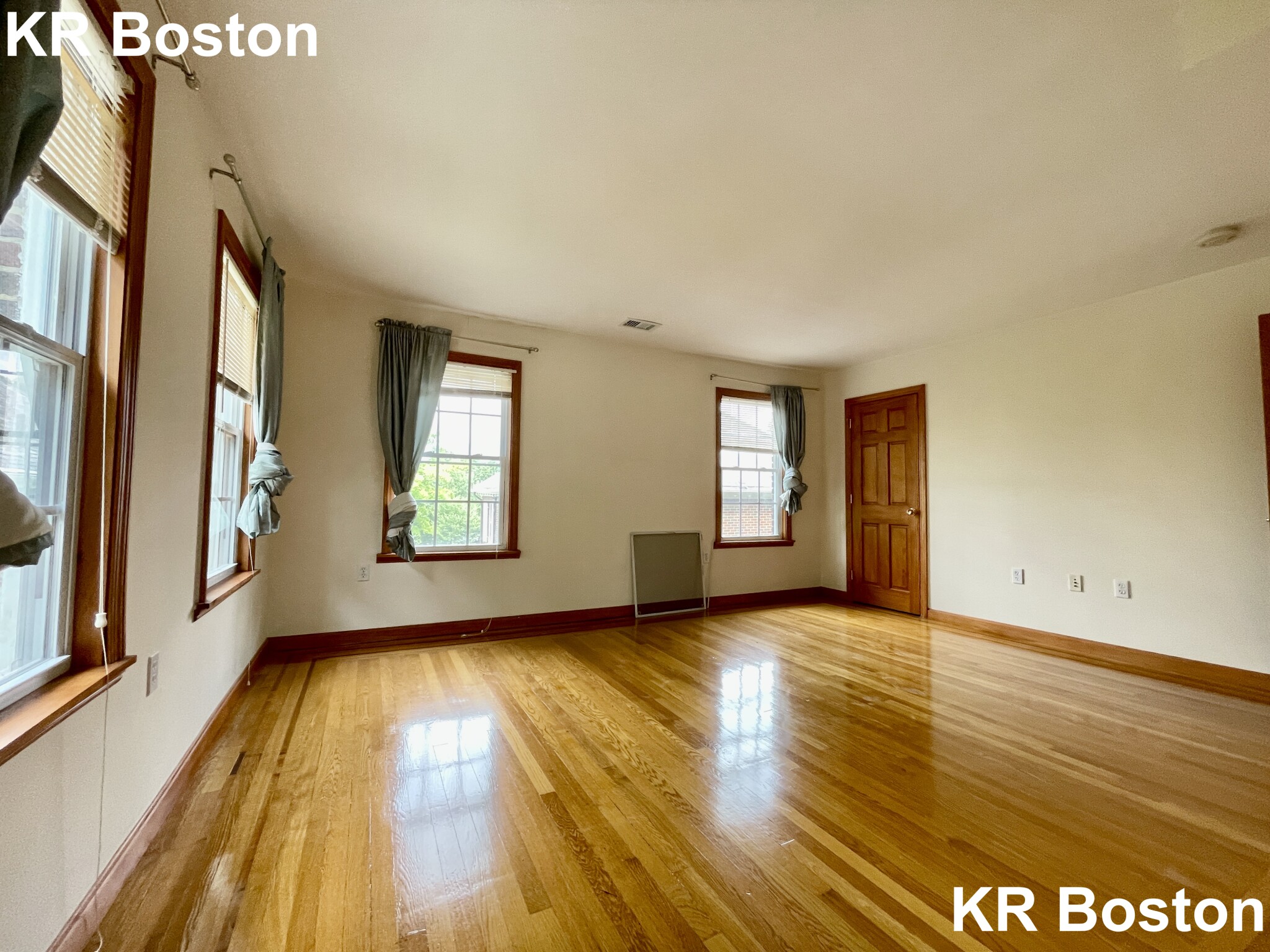 52 Rawson Rd, Brookline Hills