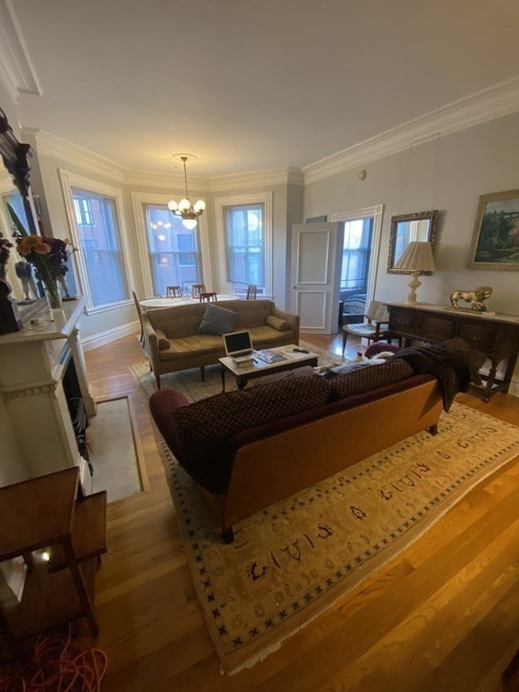 144 Commonwealth Ave, Back Bay