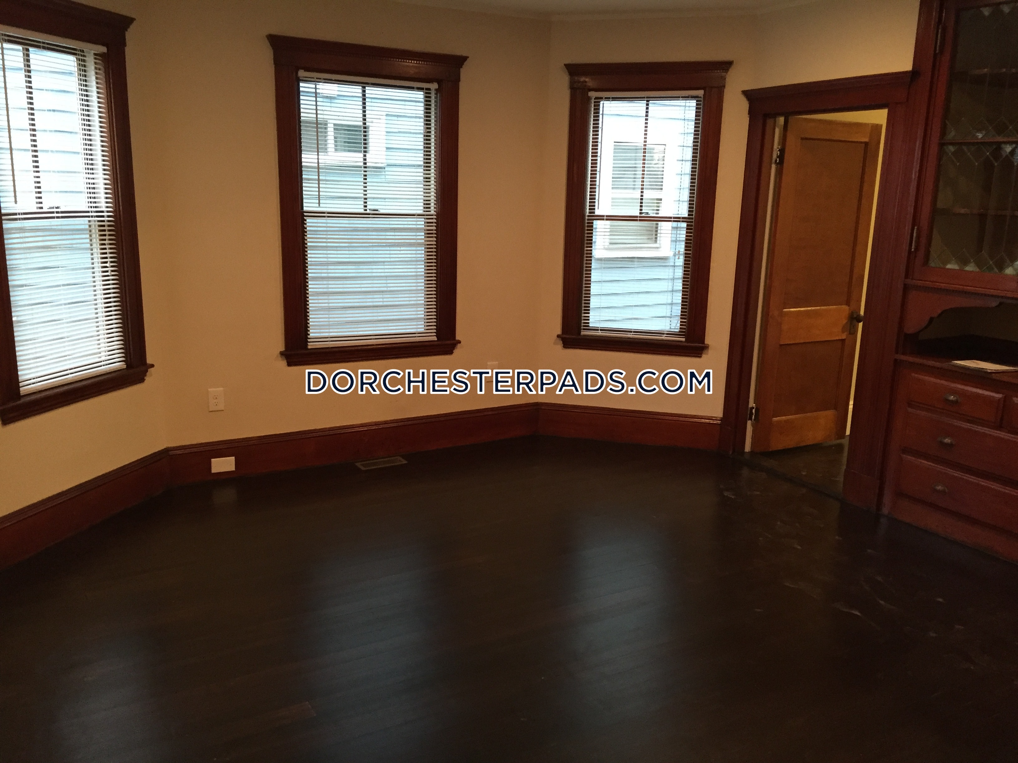 22 Trescott St, Dorchester