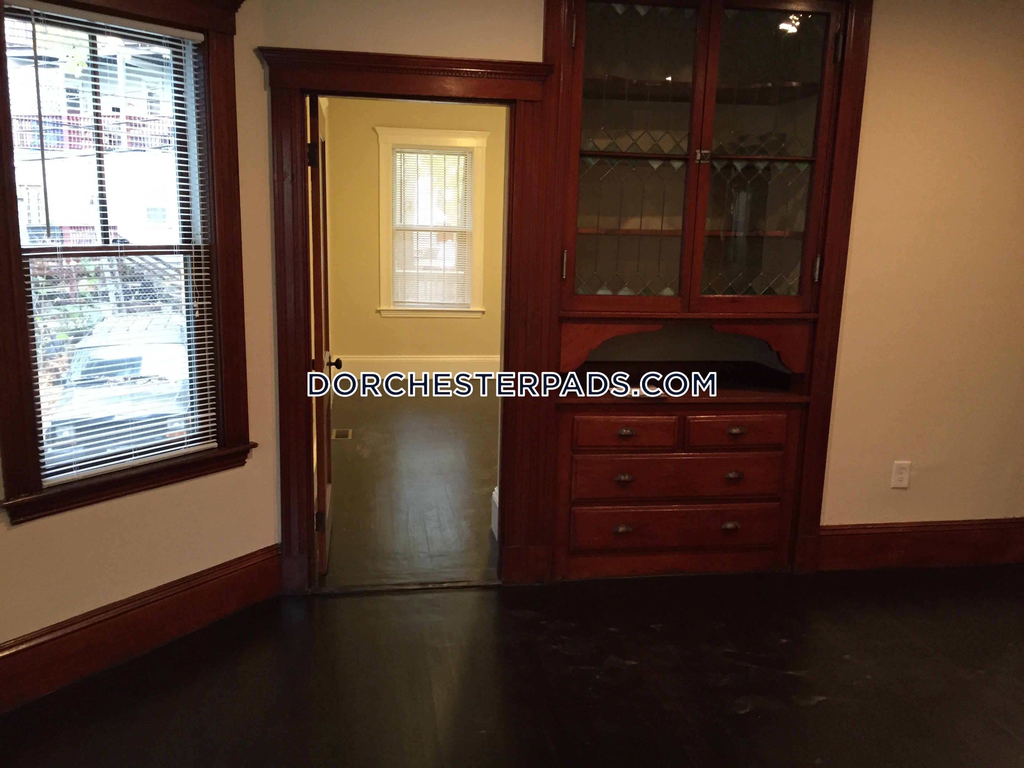 22 Trescott St, Dorchester