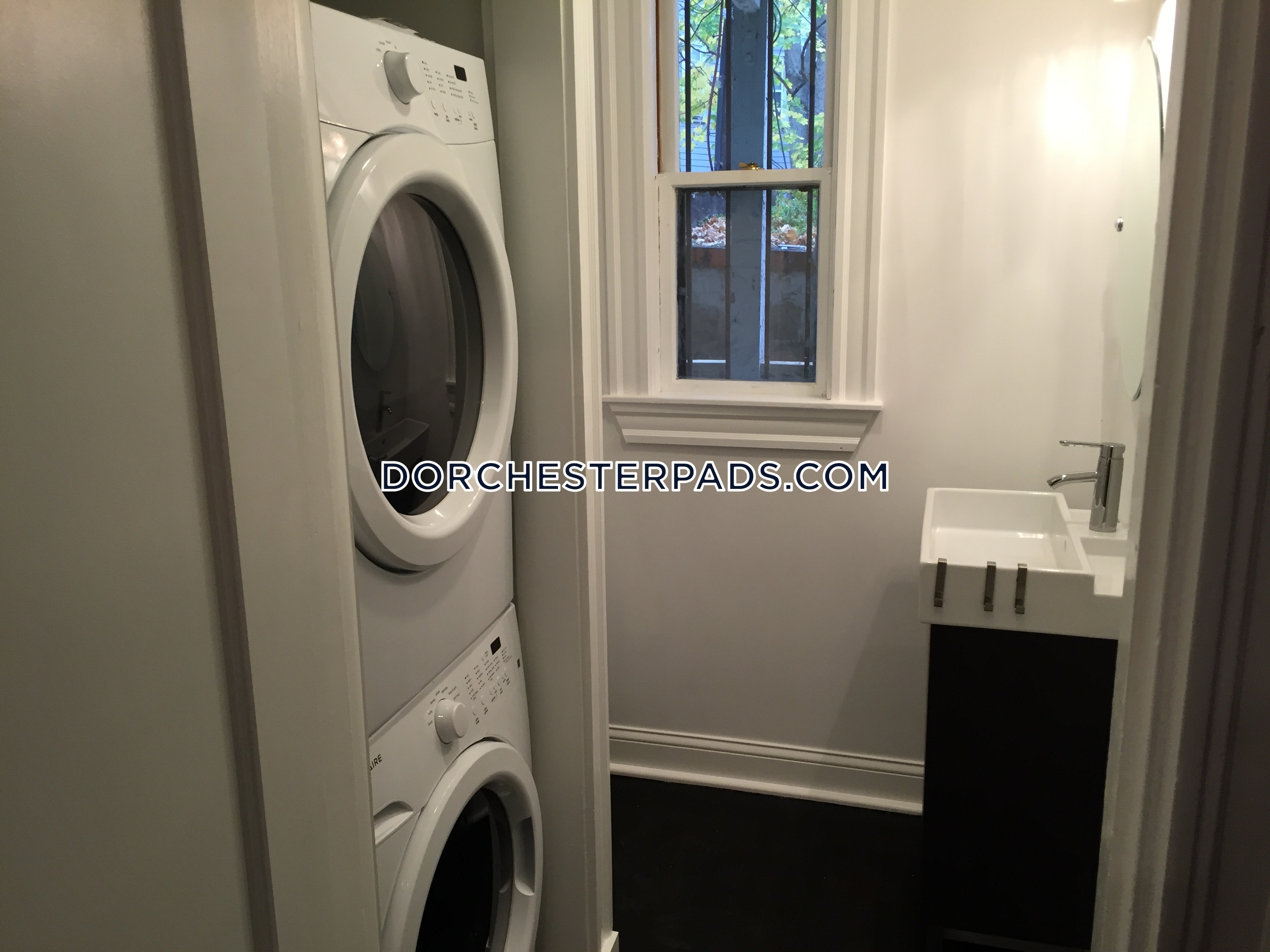 22 Trescott St, Dorchester