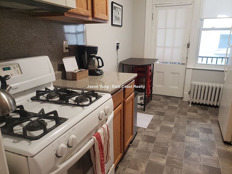 45 Chestnut Hill Ave, Brighton