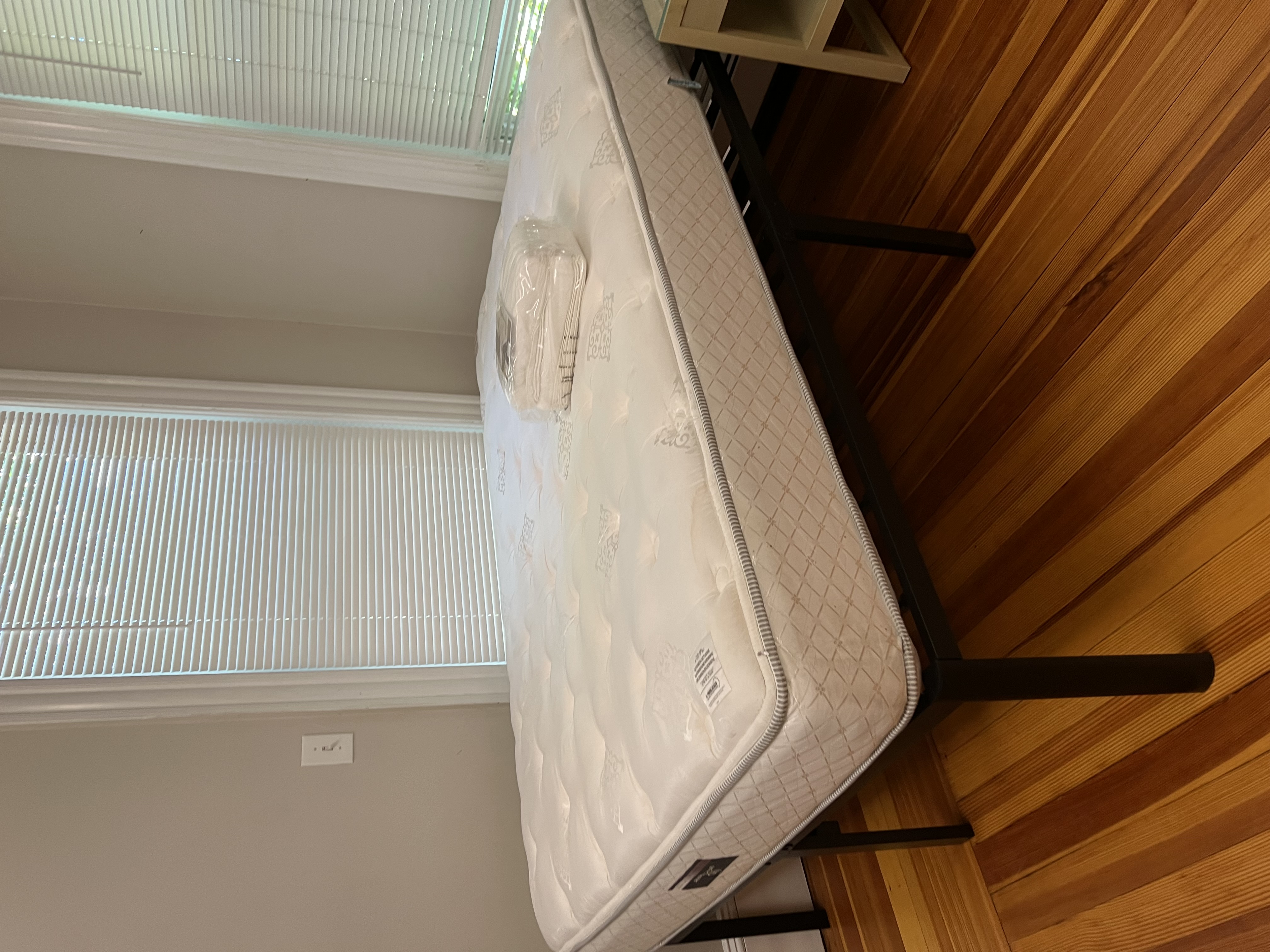 1000 Memorial Dr, Harvard Square