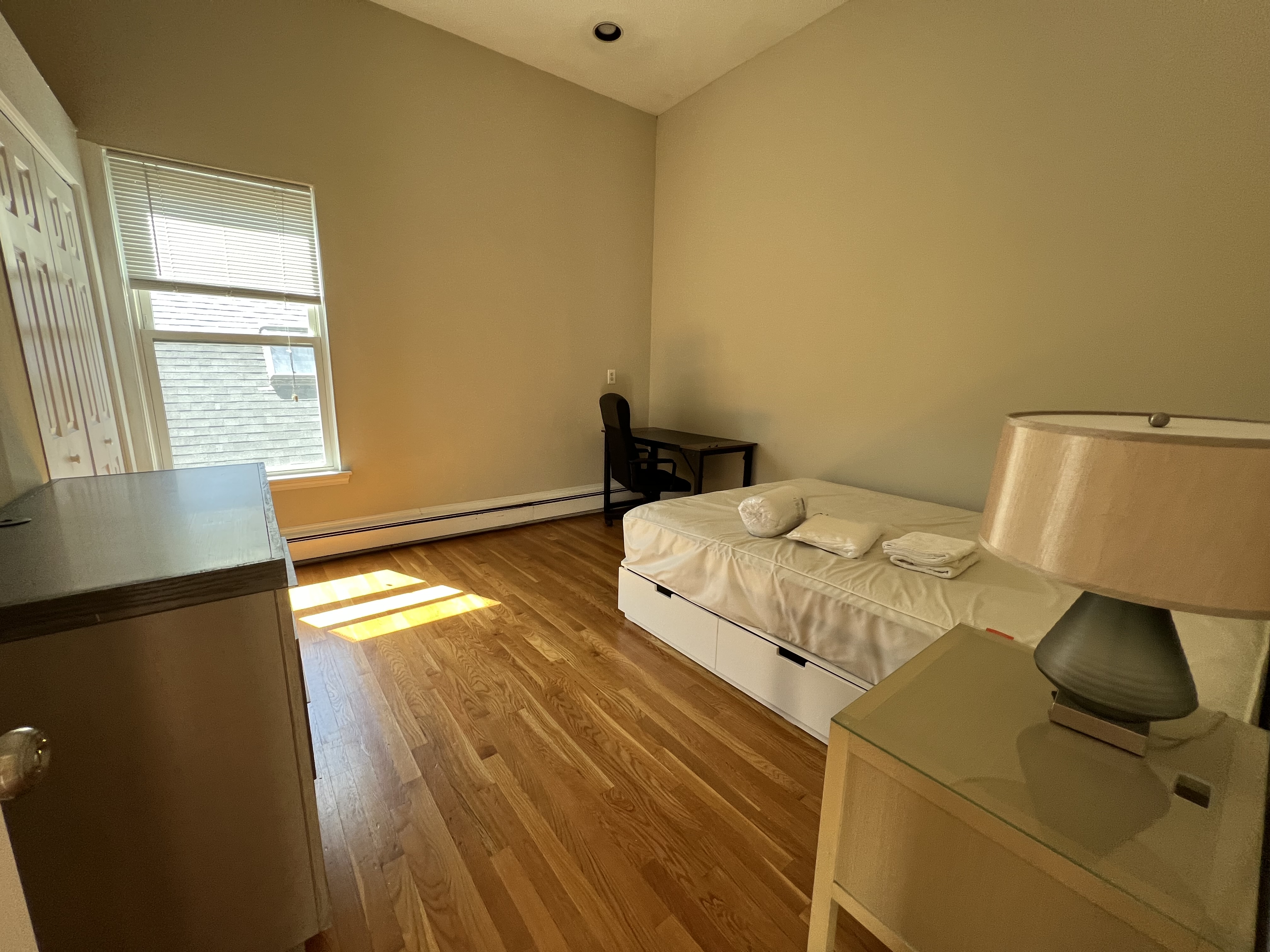 1000 Memorial Dr, Harvard Square