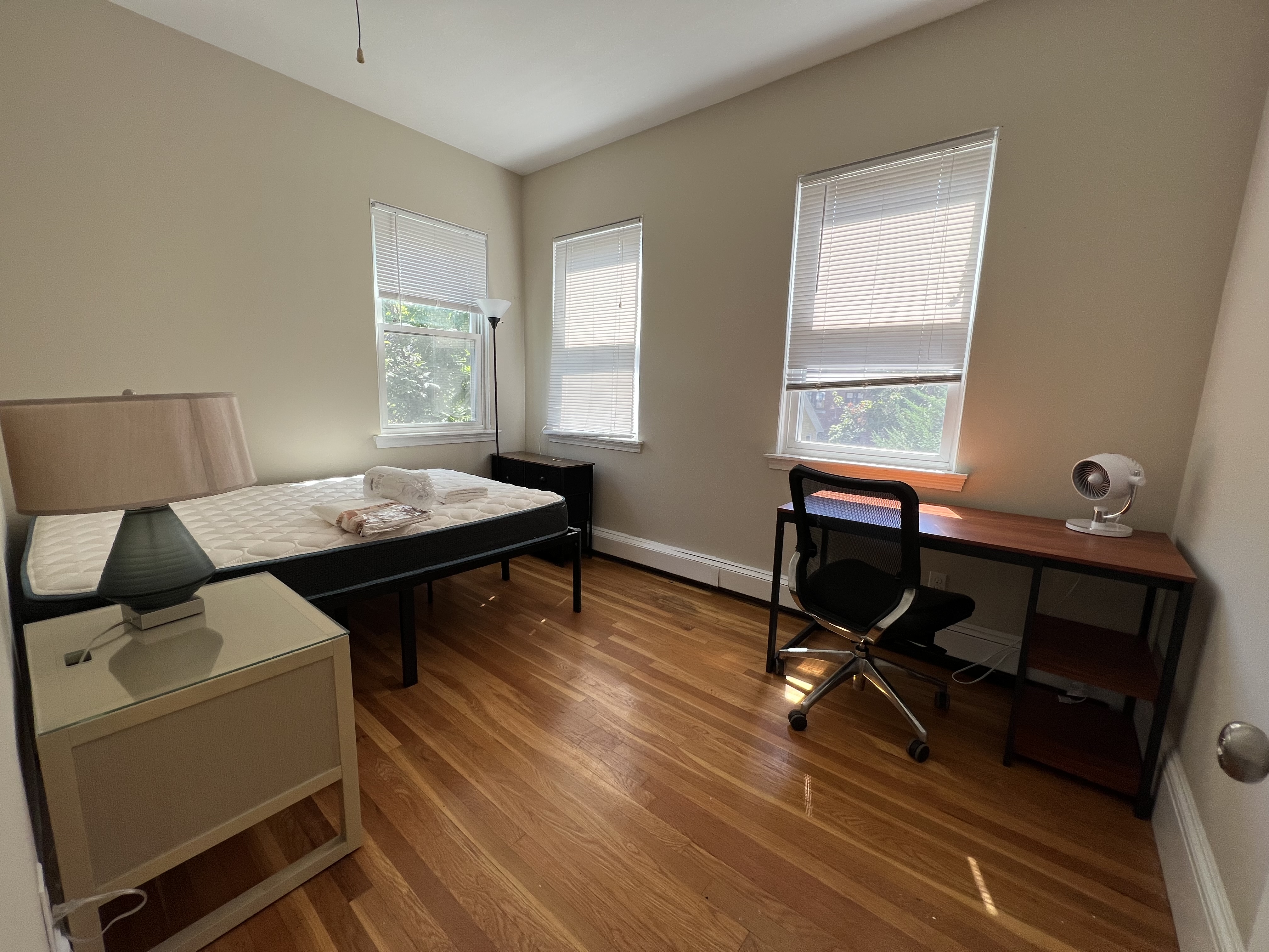 1000 Memorial Dr, Harvard Square