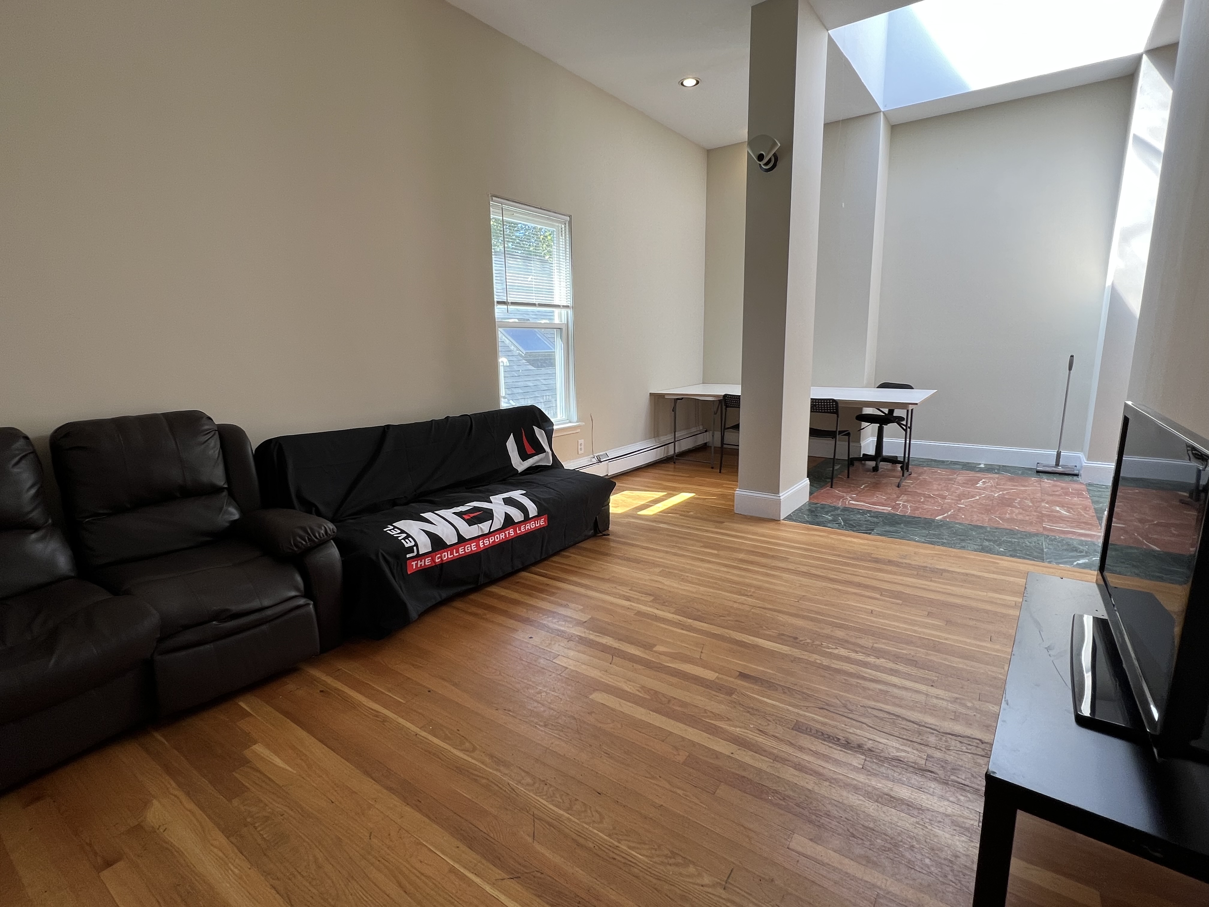 1000 Memorial Dr, Harvard Square