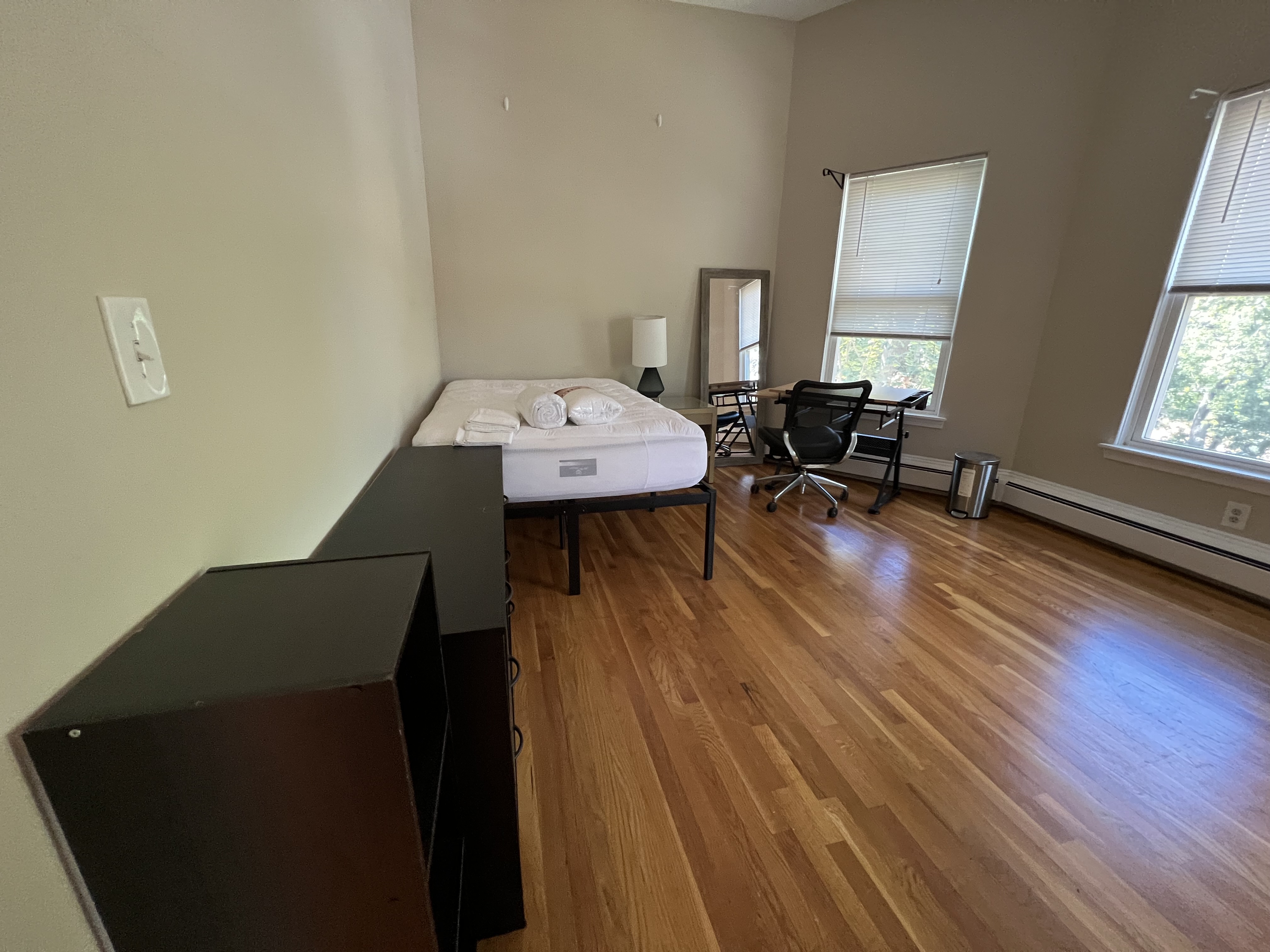 1000 Memorial Dr, Harvard Square