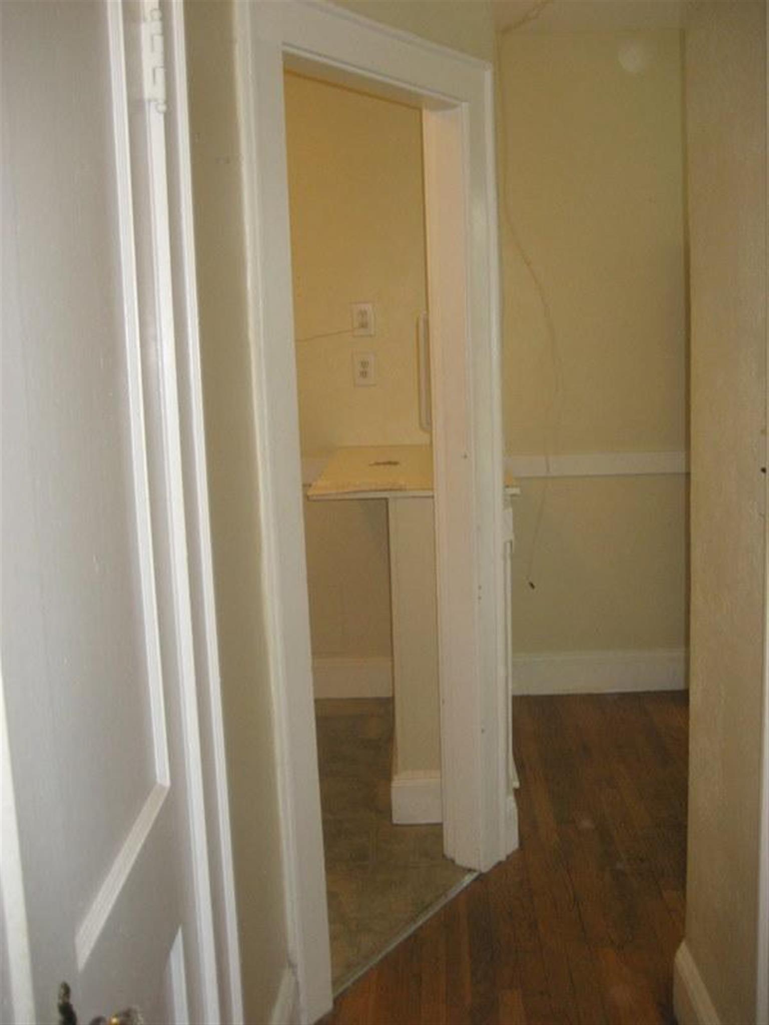 4 Cogswell Ave, Porter Square