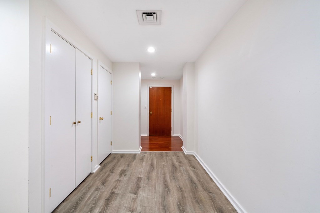 130 Mount Auburn St, Harvard Square