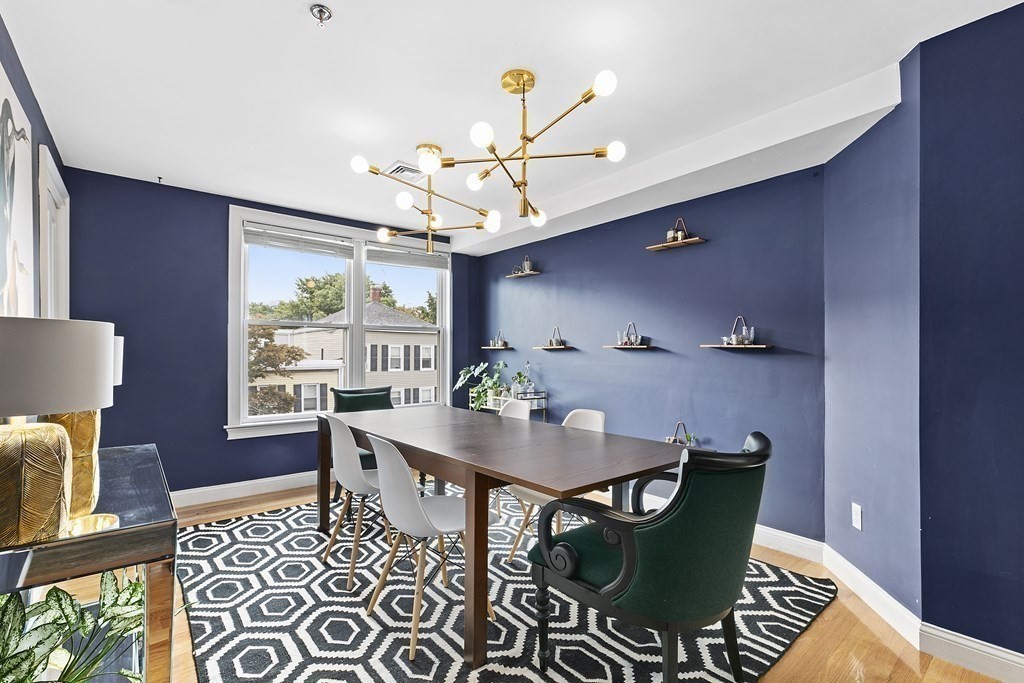 545 Cambridge St, East Cambridge