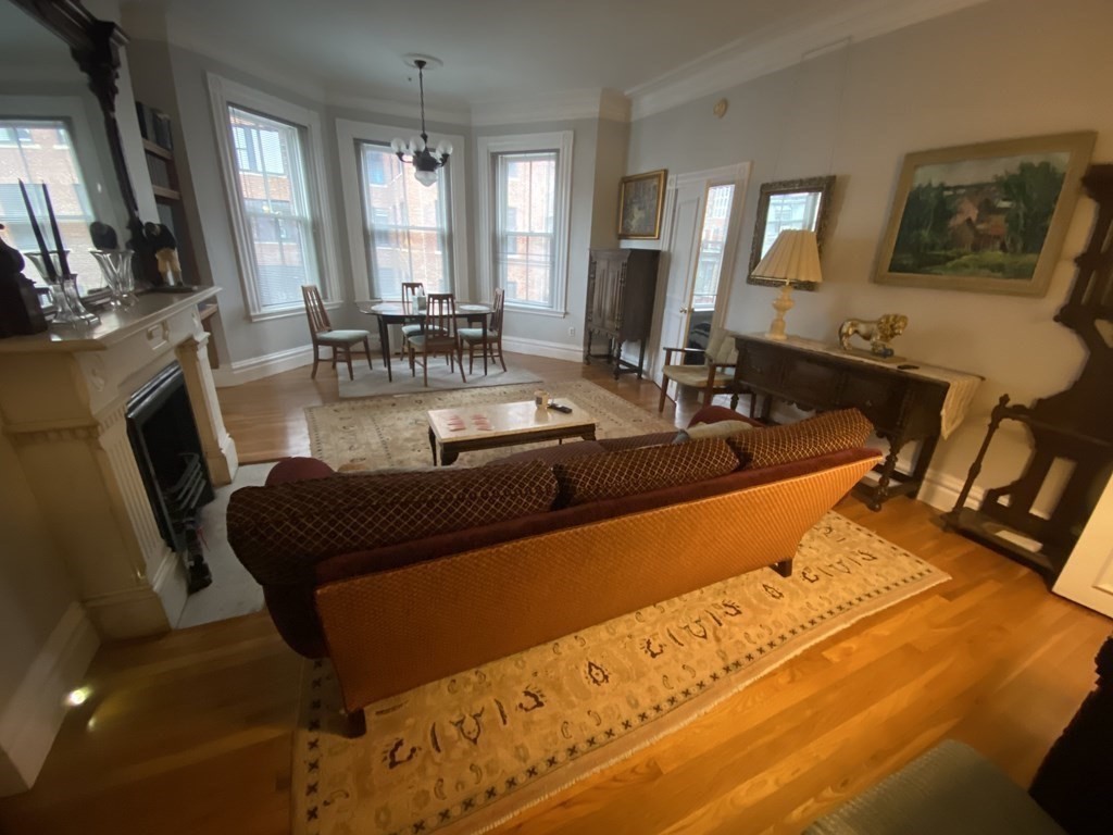 144 Commonwealth Ave, Back Bay