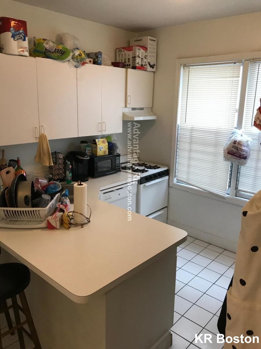 530 Cambridge St, Allston