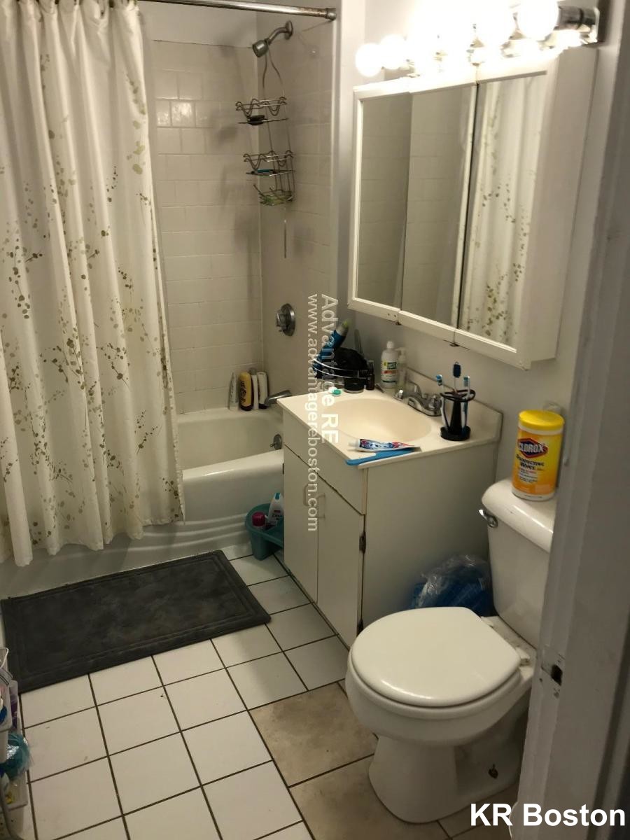 530 Cambridge St, Allston