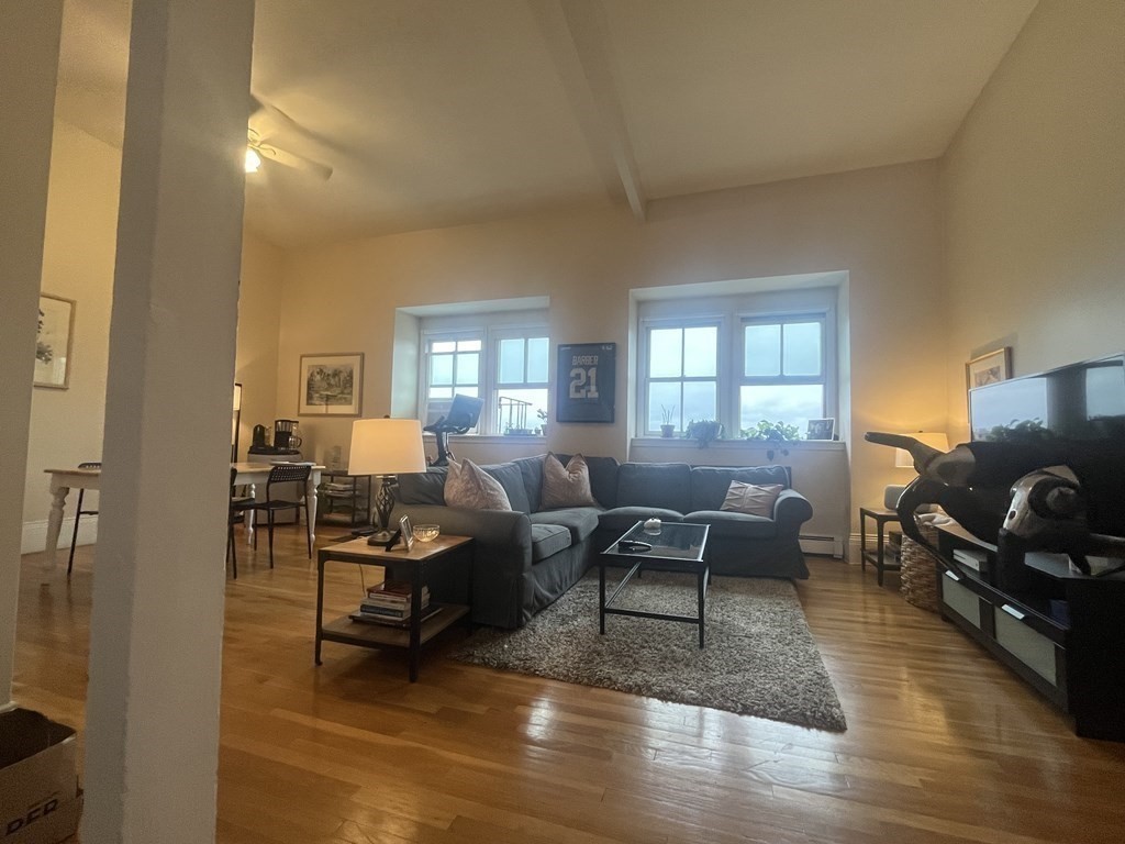 533 Massachusetts Ave, South End