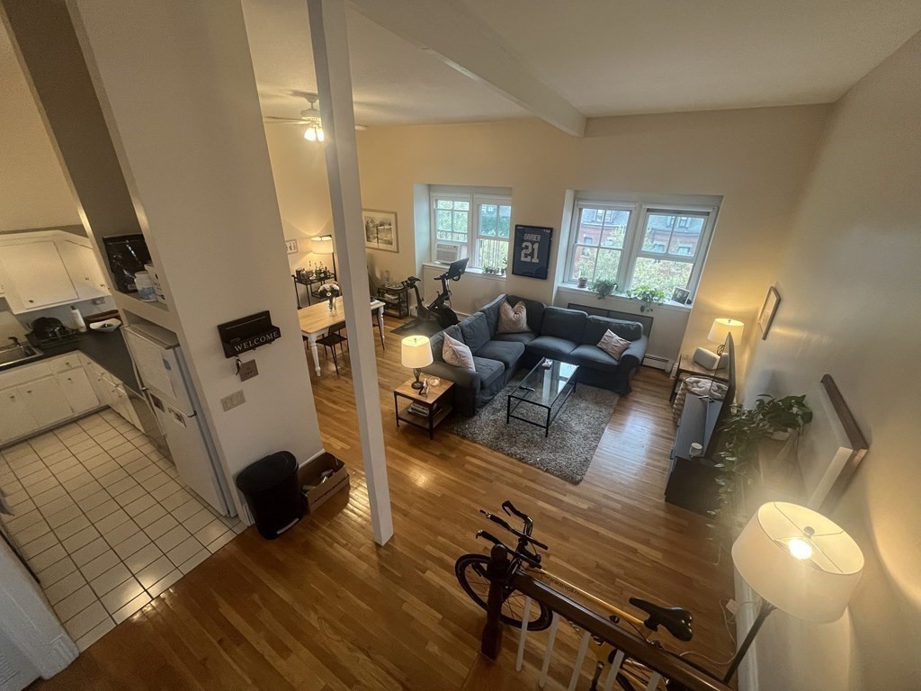 533 Massachusetts Ave, South End