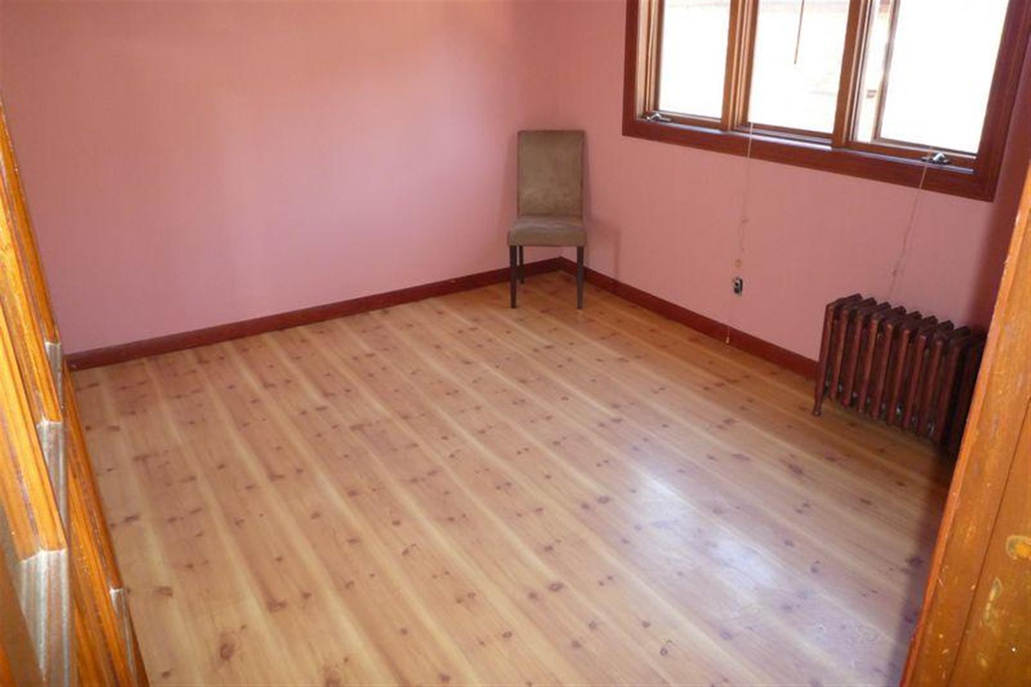 569 Main St, South Medford