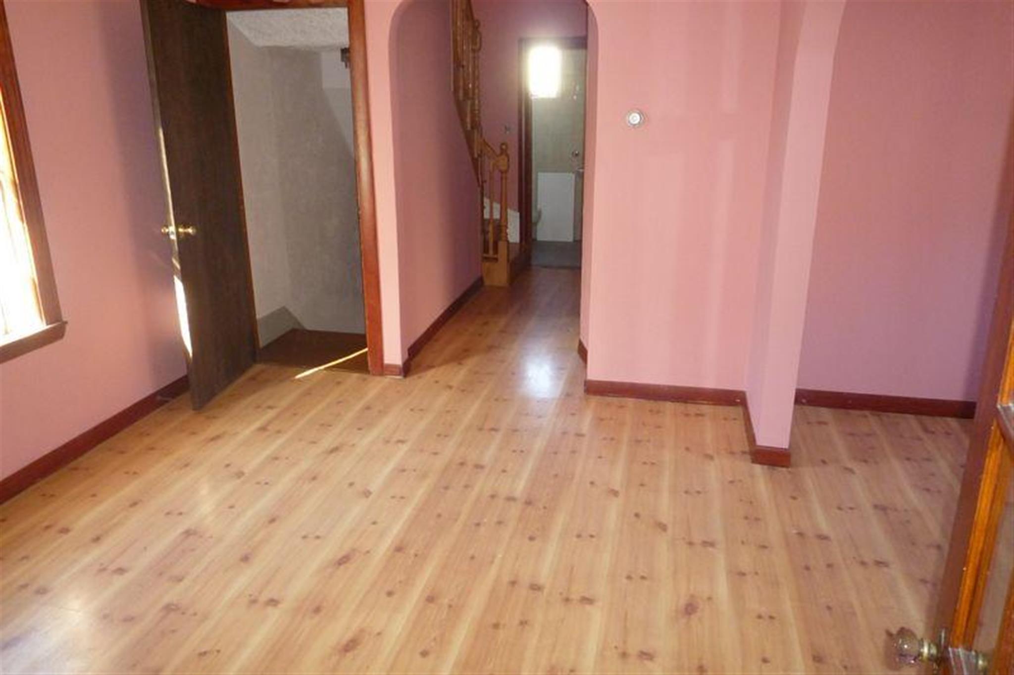 569 Main St, South Medford