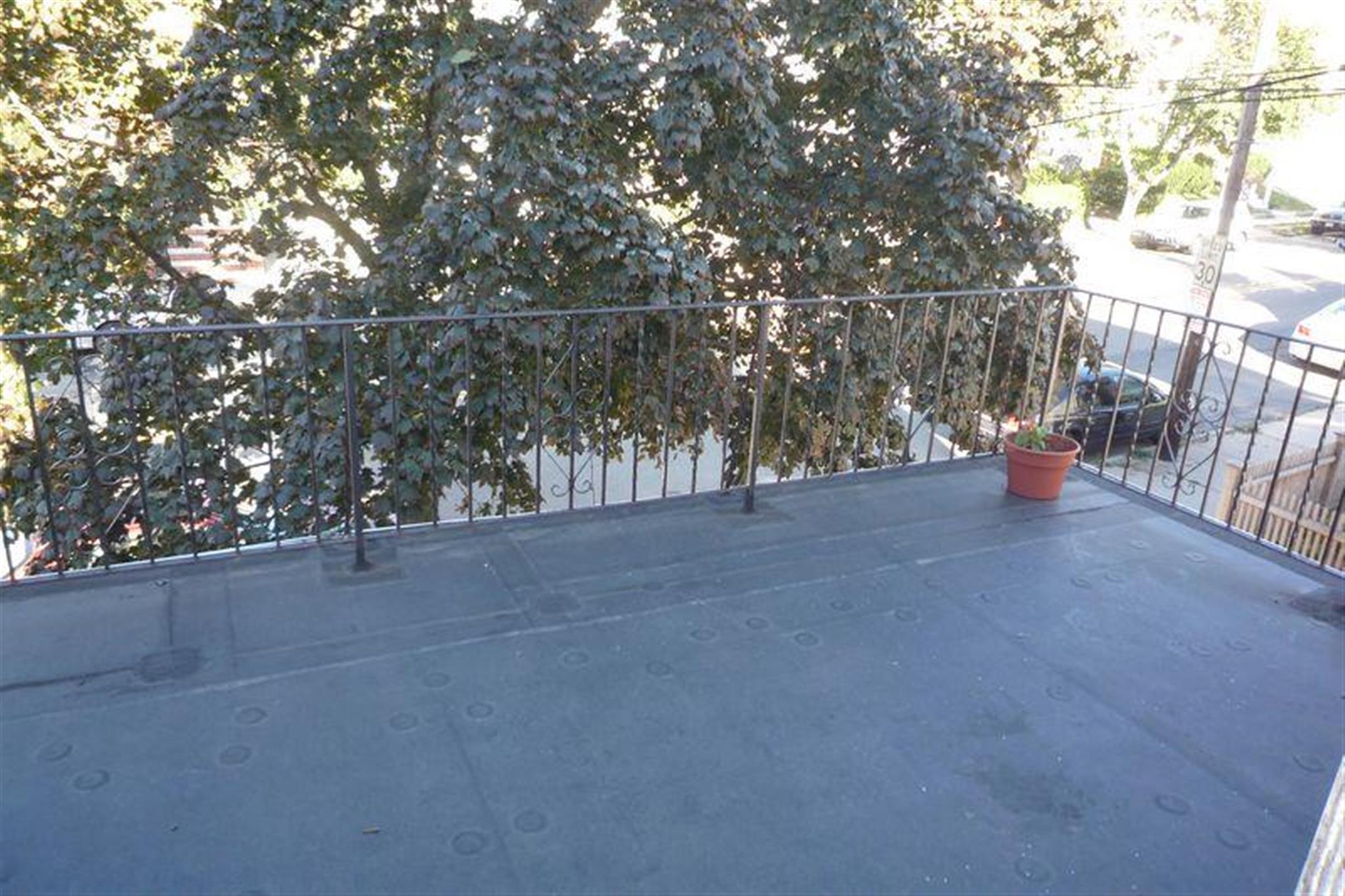 569 Main St, South Medford