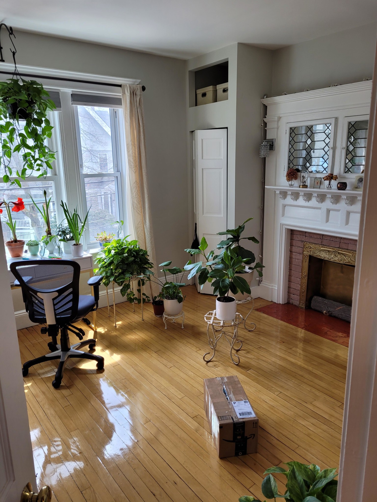 8 Farrington Ave, Allston