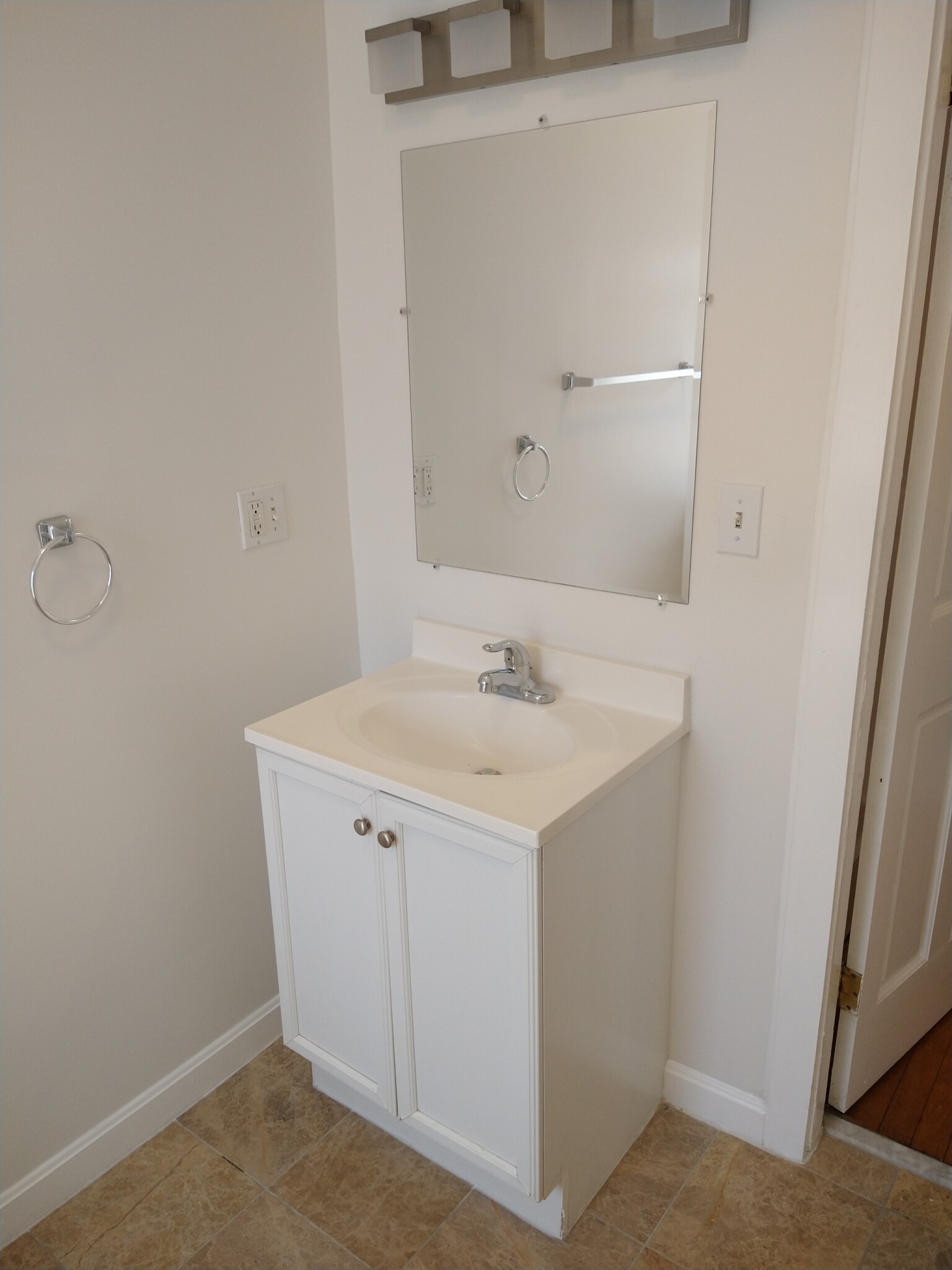 1197 Commonwealth Ave, Allston