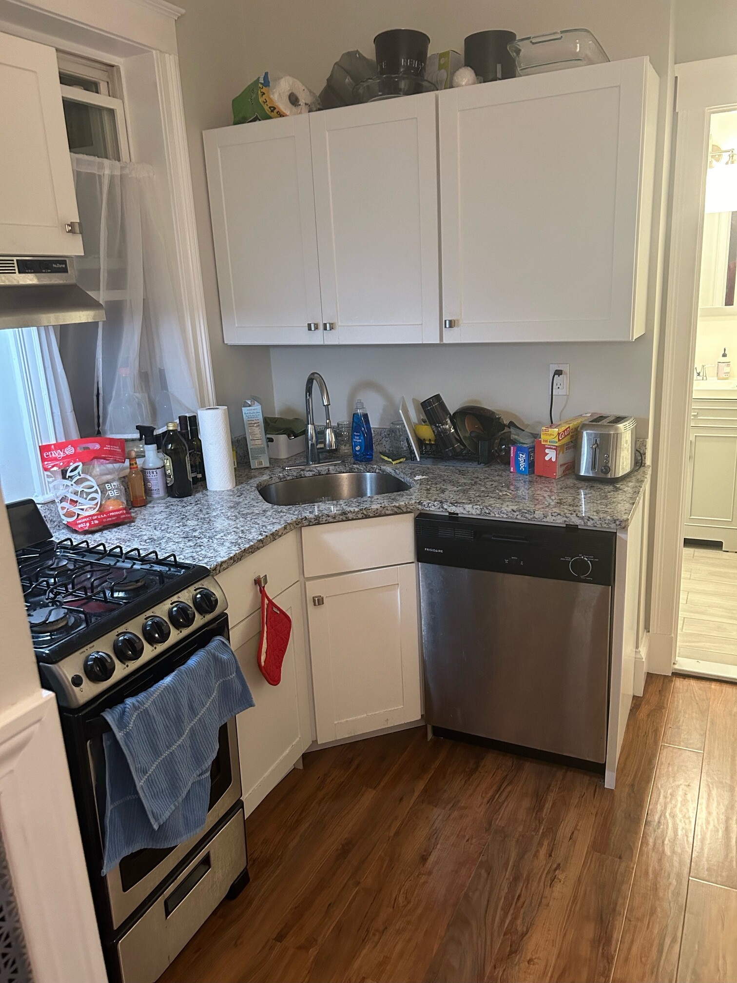 1185 Commonwealth Ave, Allston