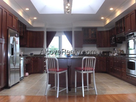 165 Beacon St, Porter Square