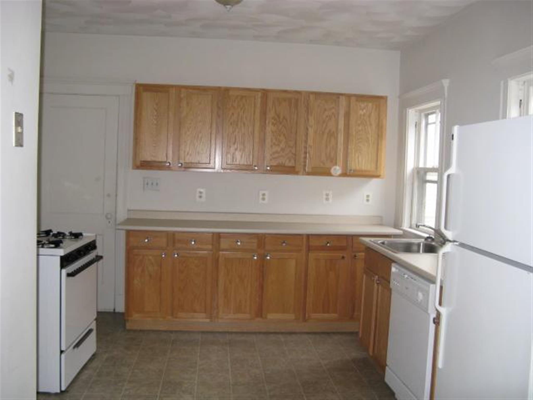 10 Pinkham Rd, Tufts University