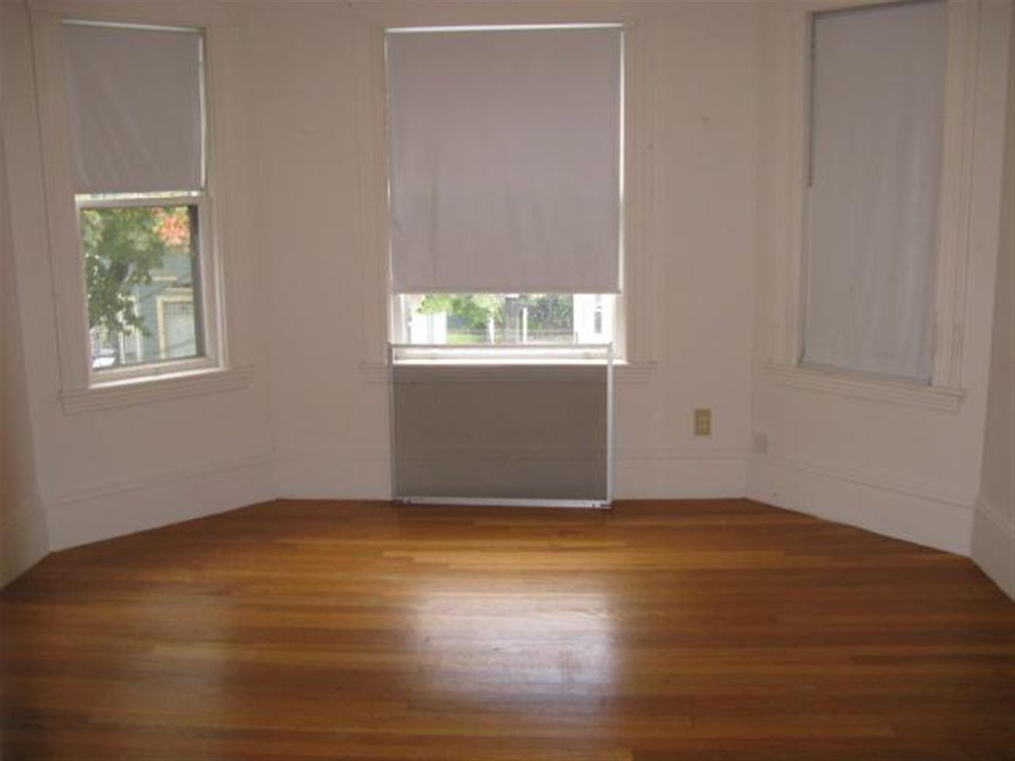 10 Pinkham Rd, Tufts University