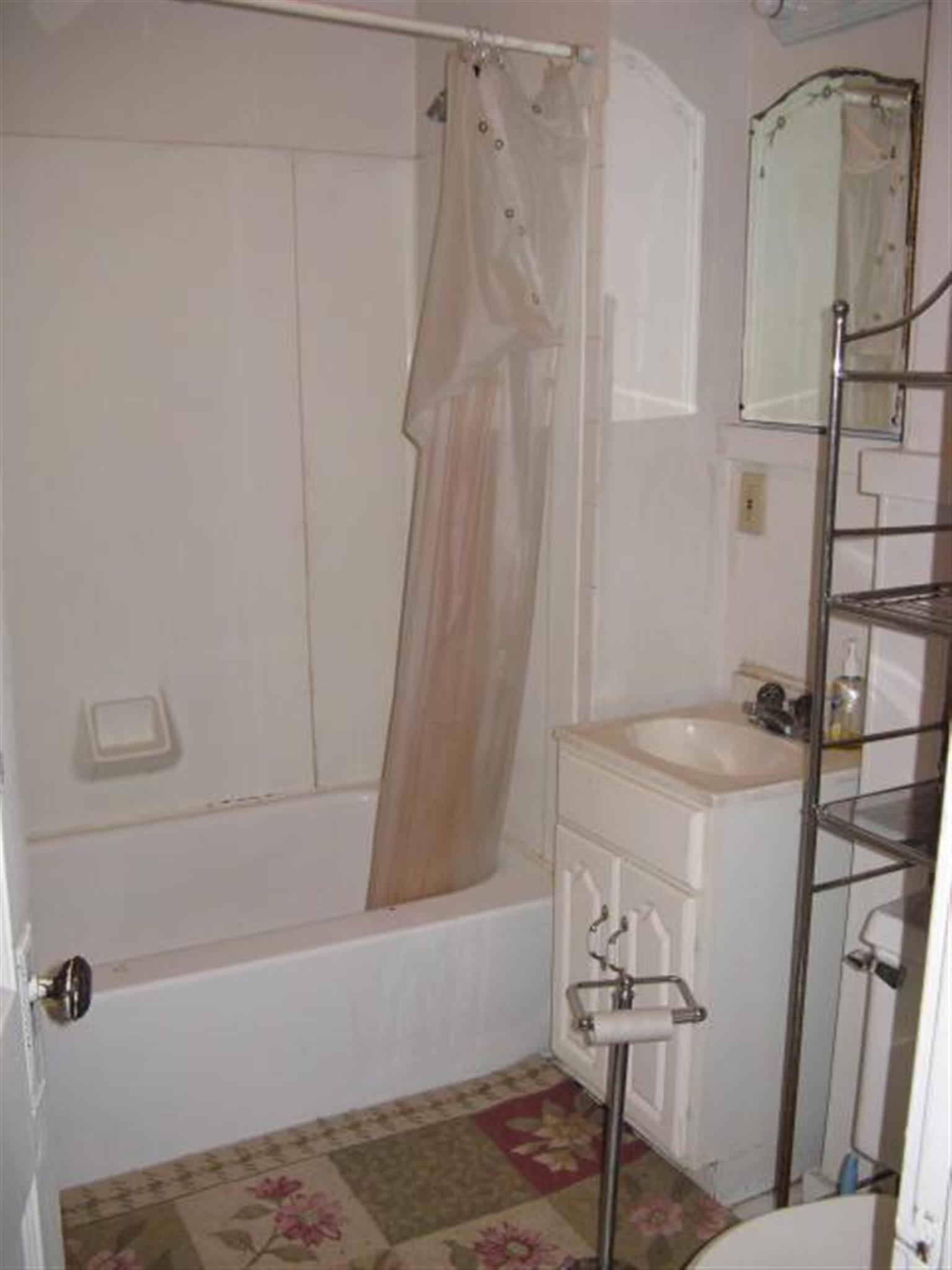 10 Pinkham Rd, Tufts University