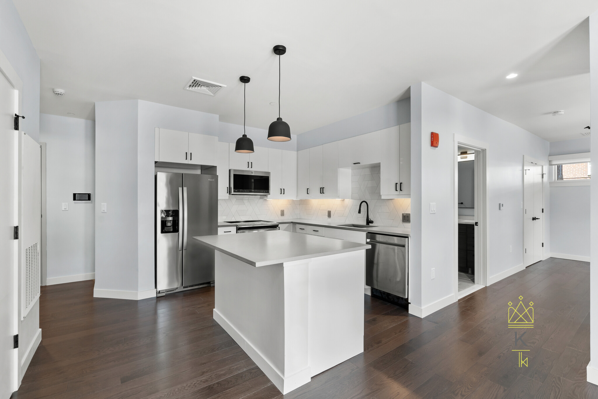 54 Auburn St, Coolidge Corner