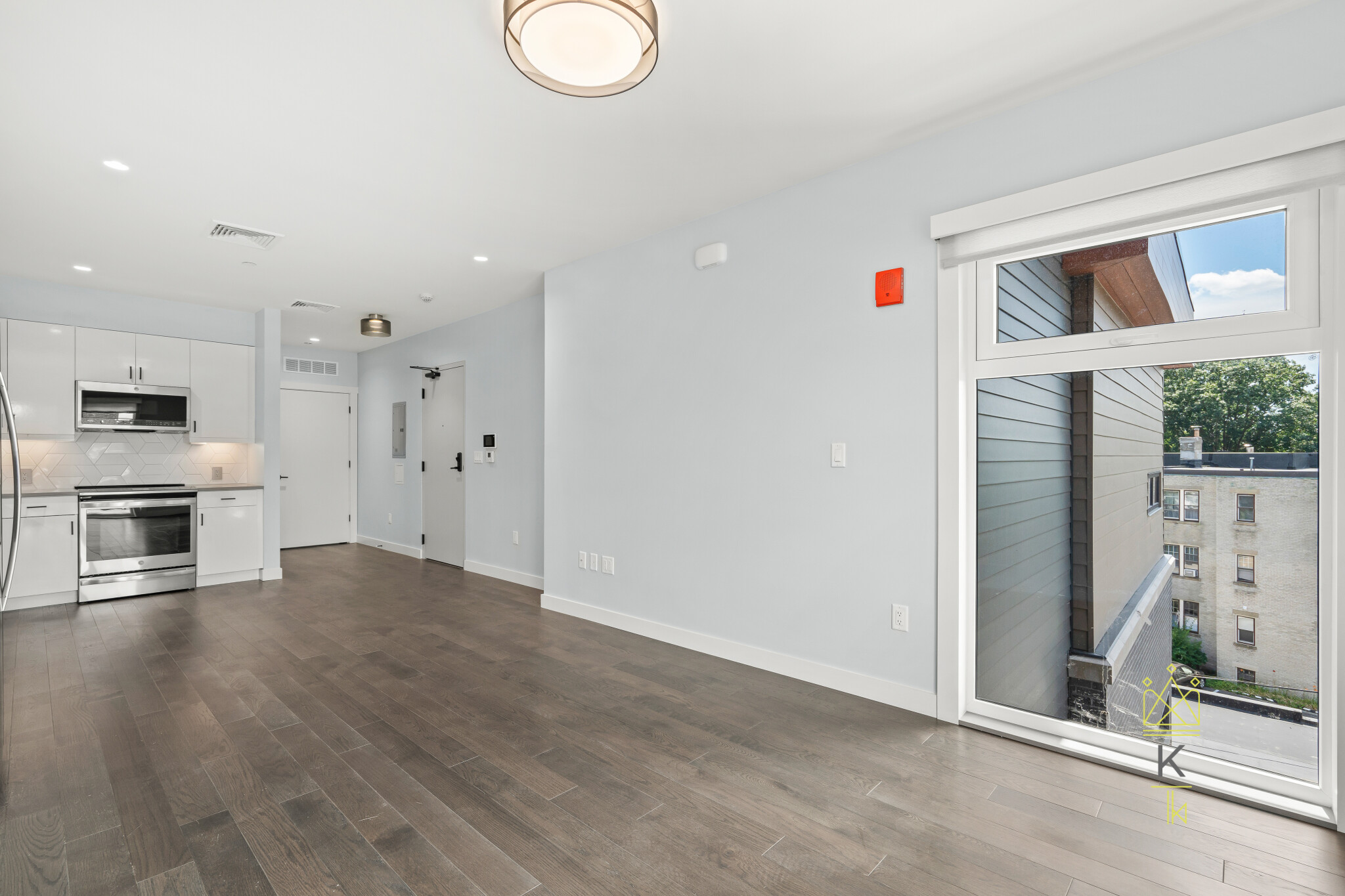 54 Auburn St, Coolidge Corner