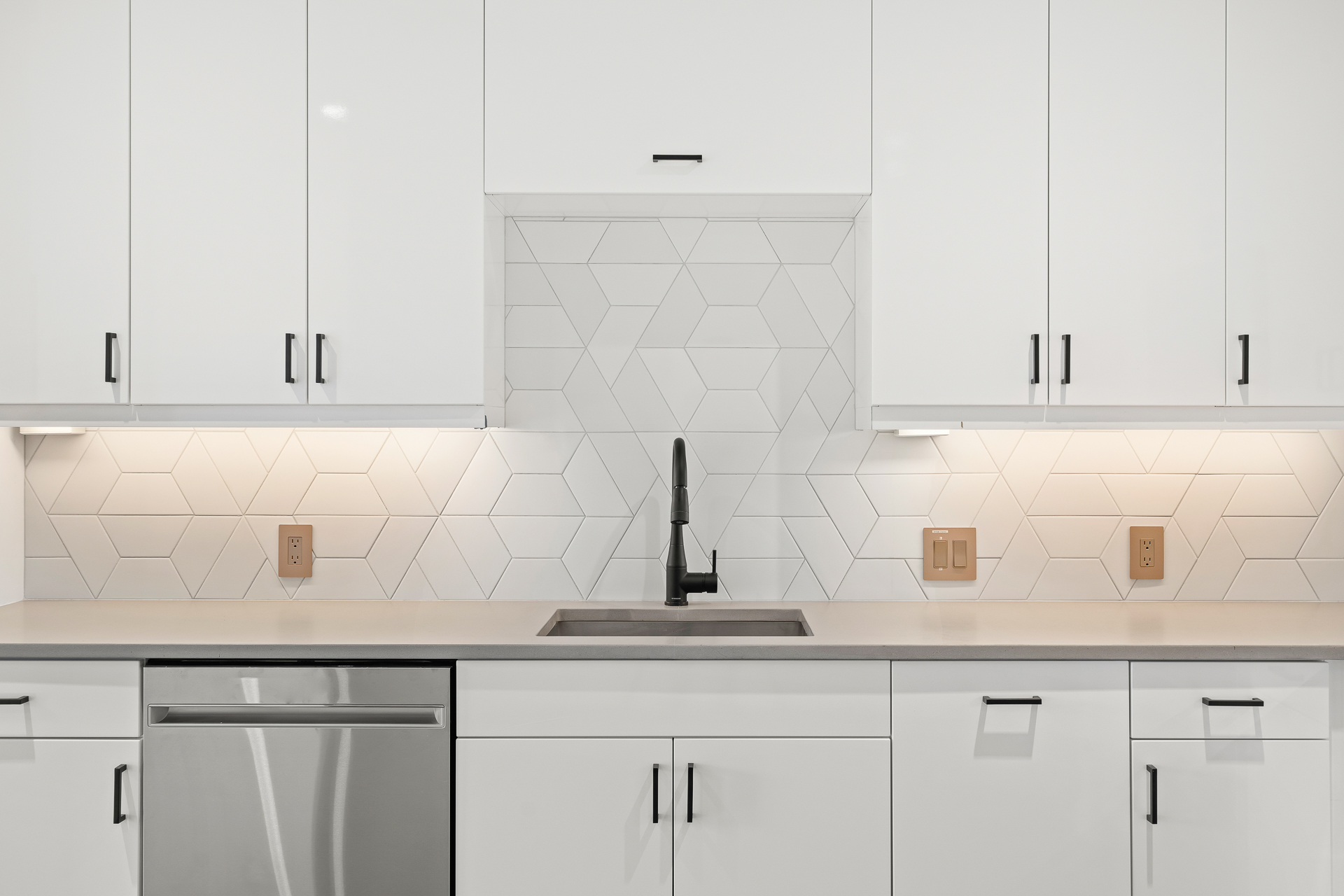 54 Auburn St, Coolidge Corner