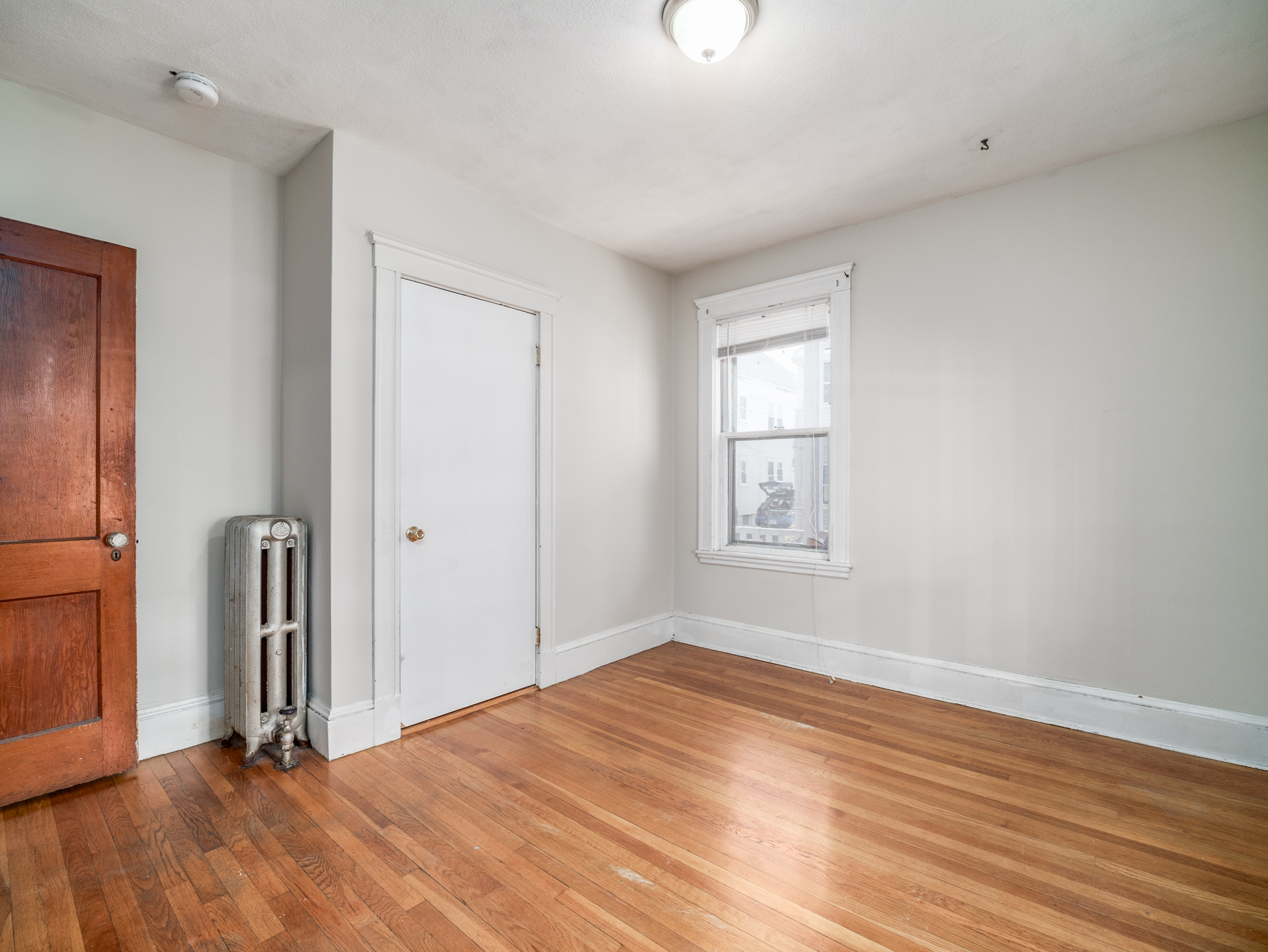 54 Upland Rd, West Somerville