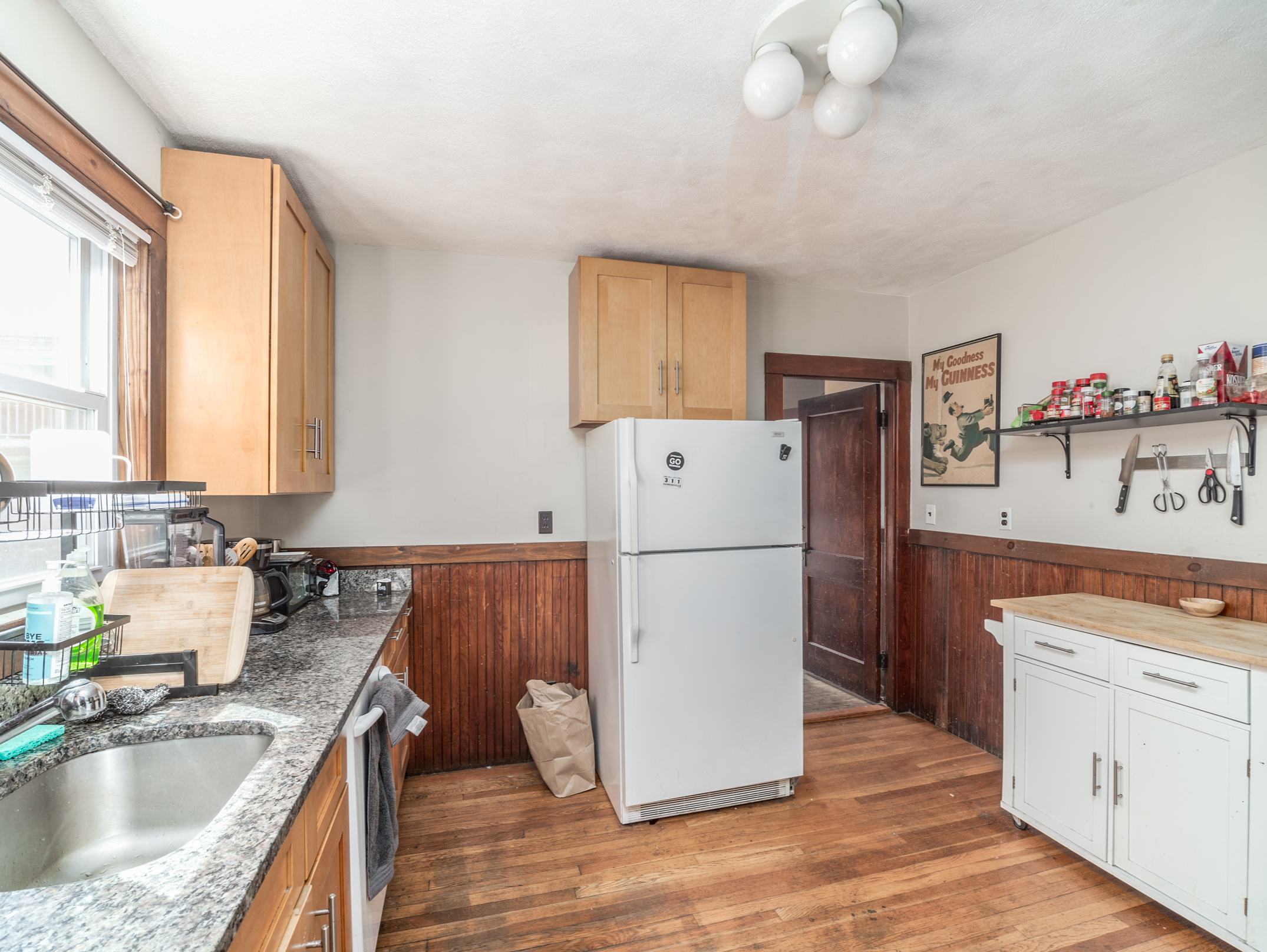 54 Upland Rd, West Somerville