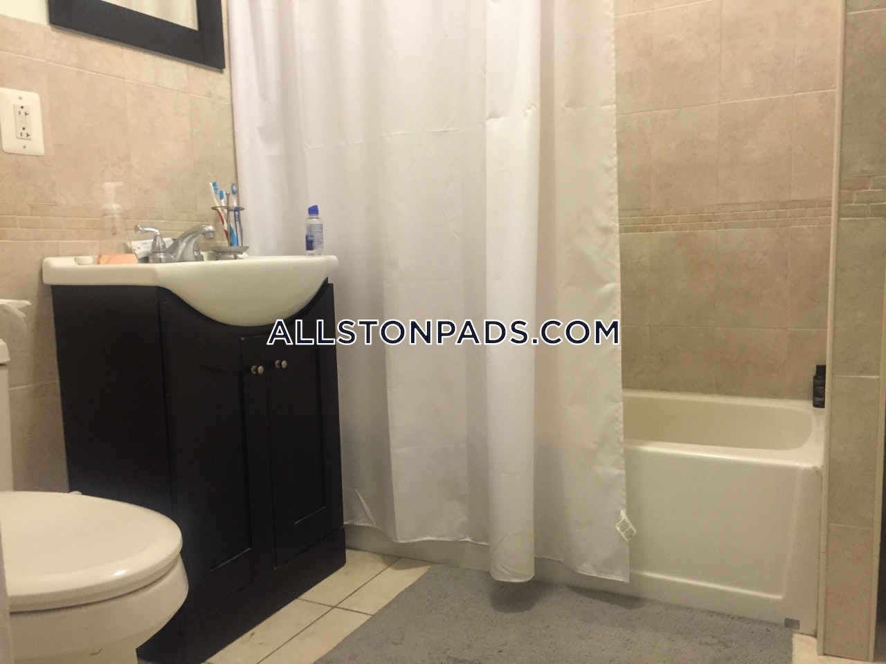 235.5 Harvard Ave, Allston