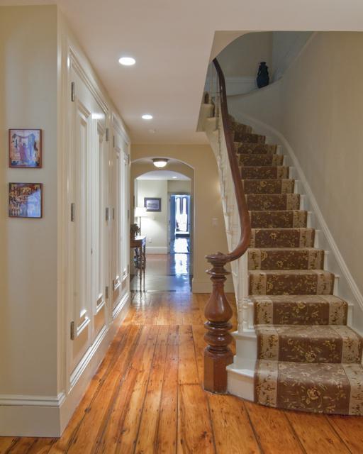 542 Massachusetts Ave, South End