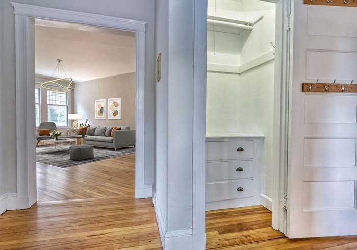 10 Dana St, Harvard Square