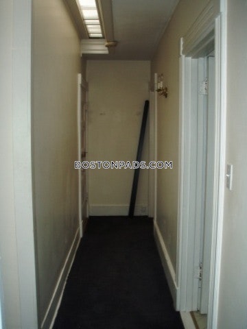 137 Bay State Rd, Fenway