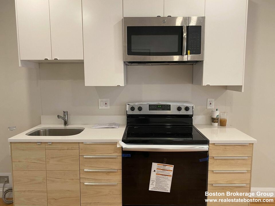 7 Warwick St, South End