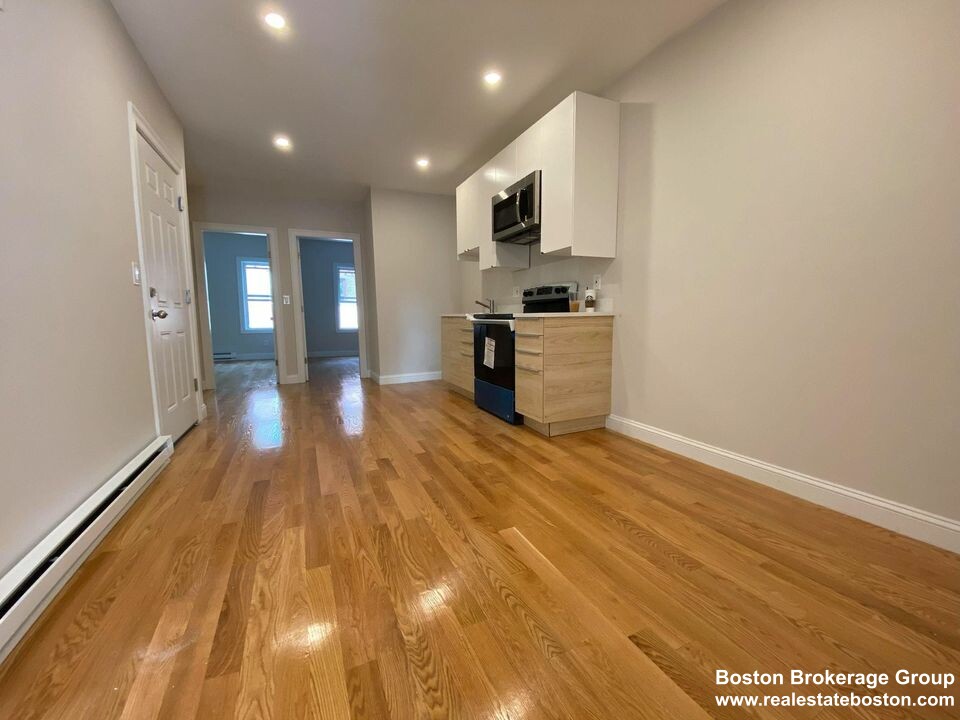 7 Warwick St, South End