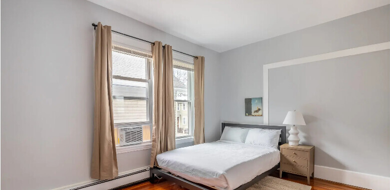 61 Crescent Ave, Dorchester