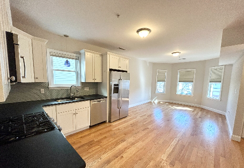 995 Dorchester Ave, Dorchester