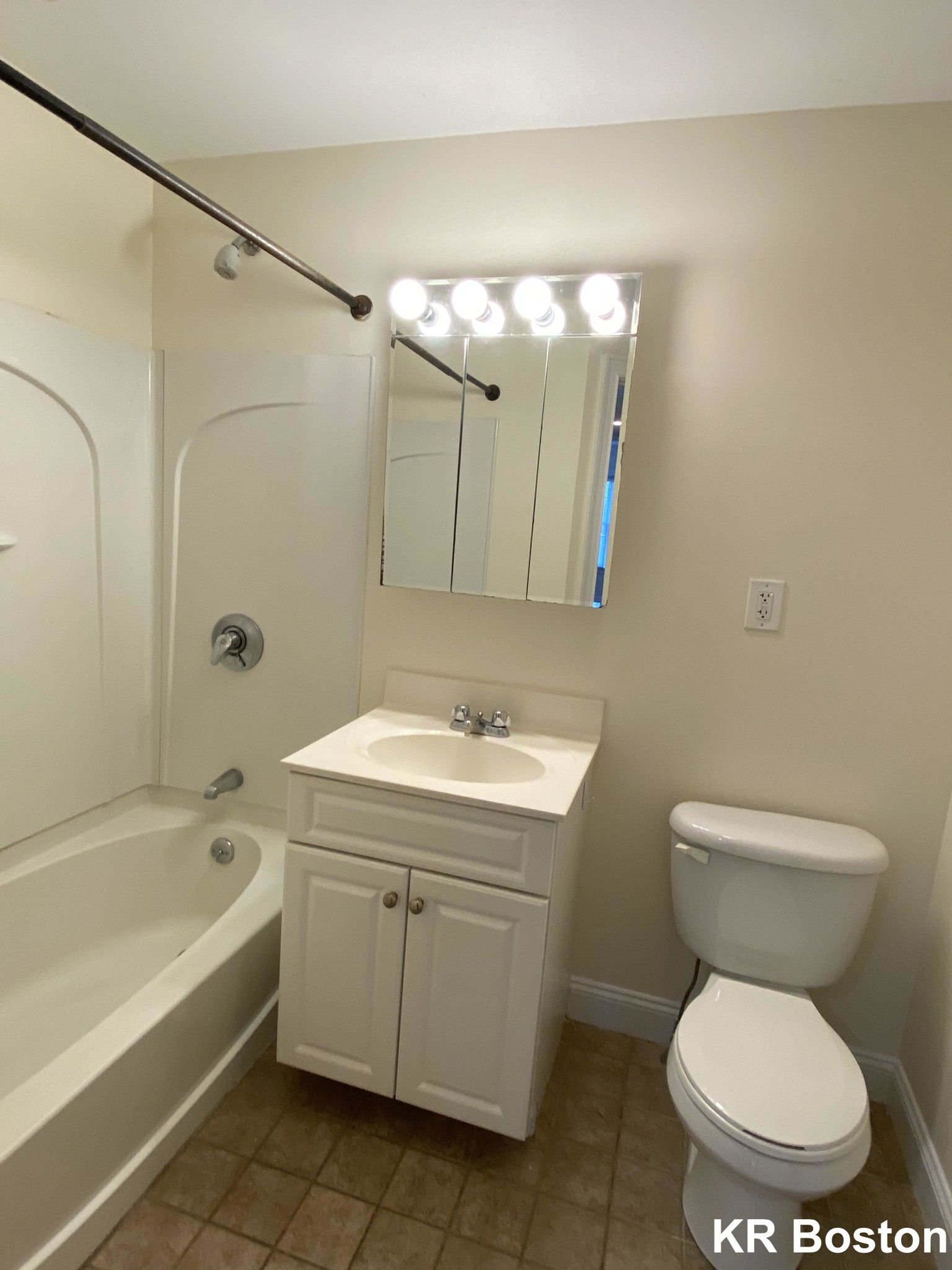 53 Ashford St, Allston