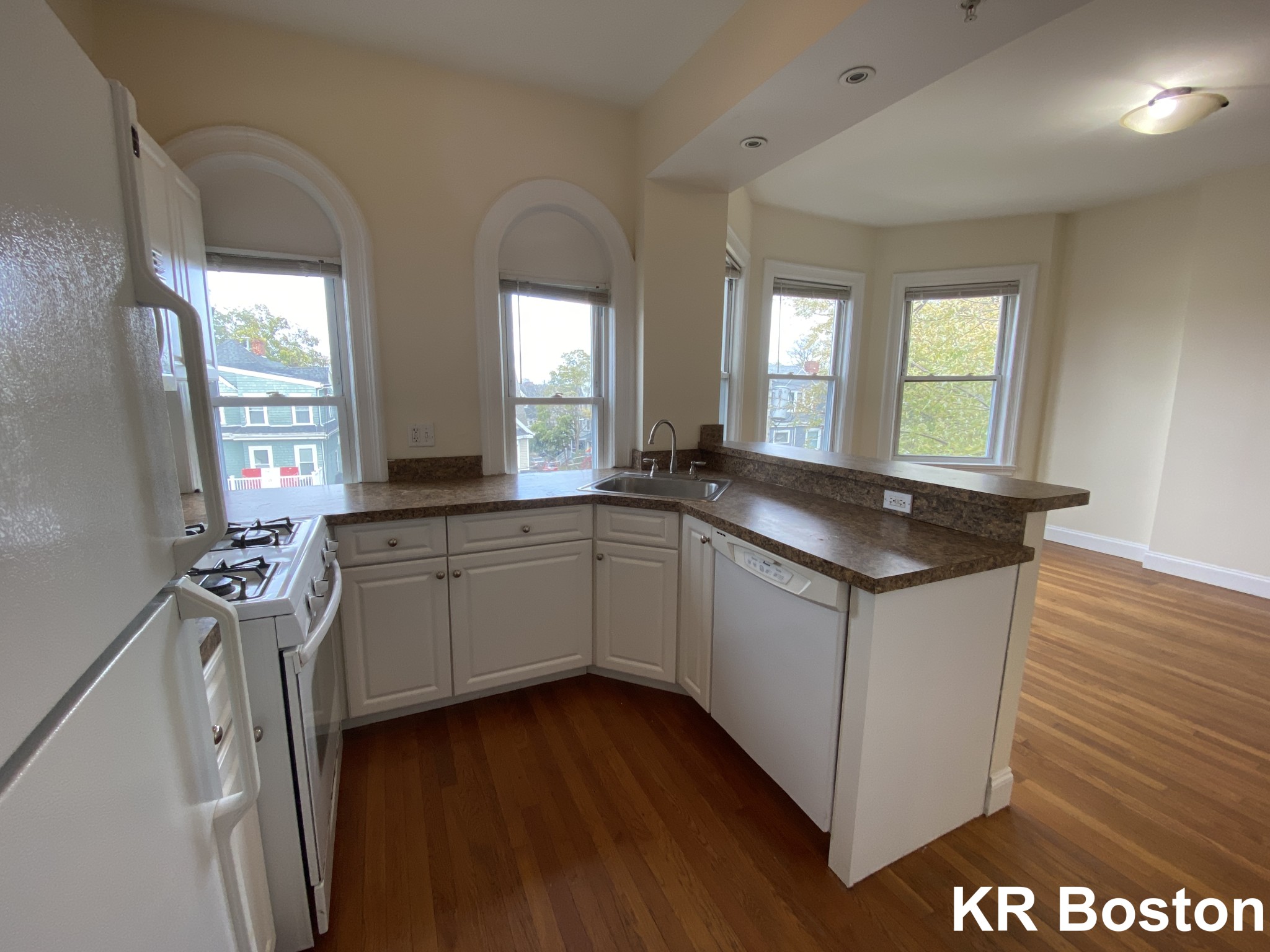 55 Ashford St, Allston