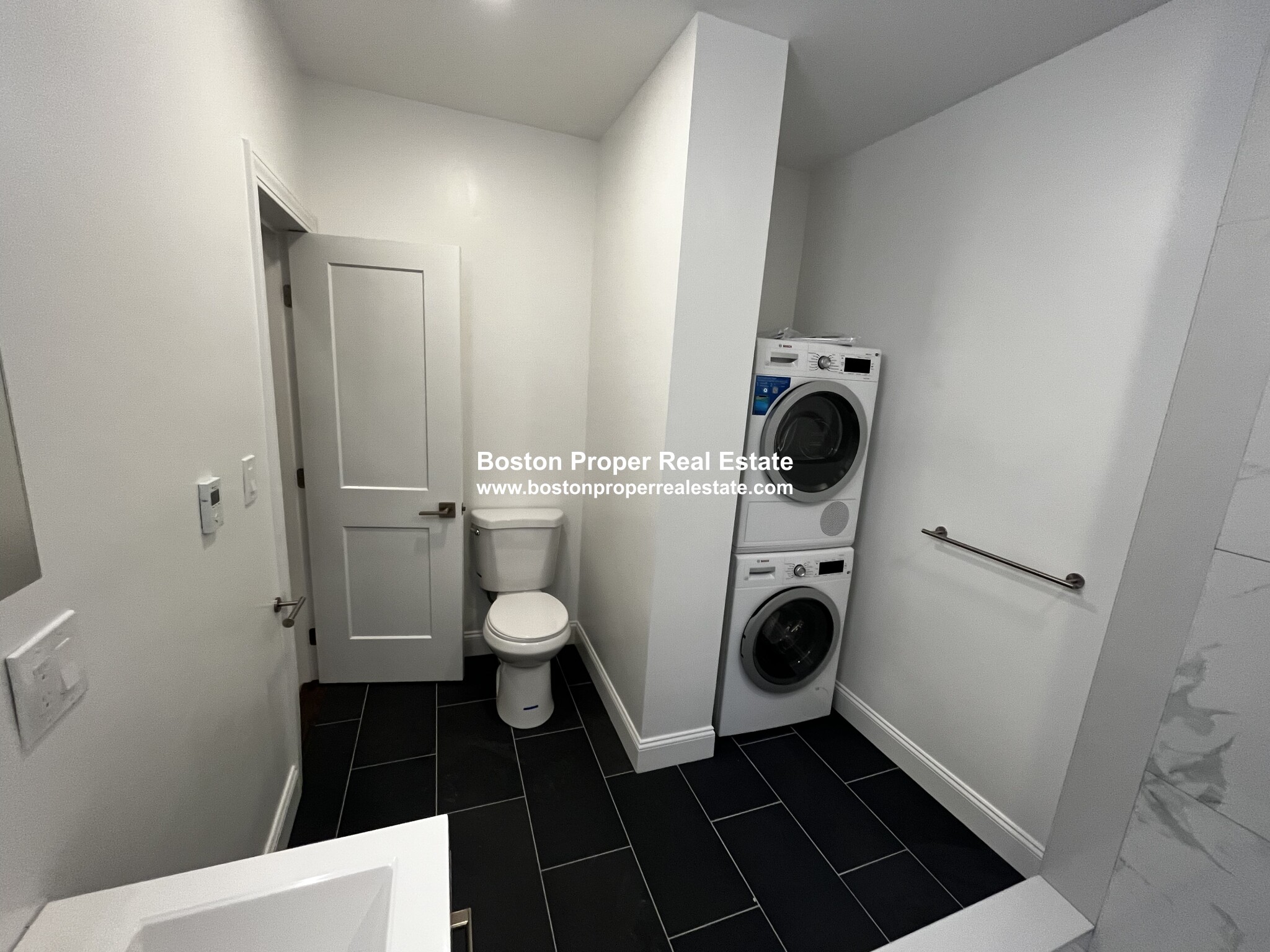 55 Queensberry St, Fenway