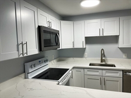 599 Cambridge St, East Cambridge